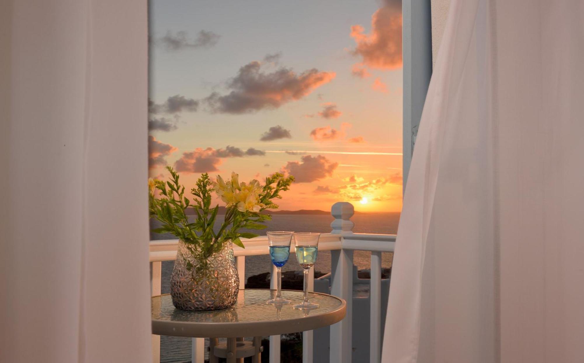 Amelie Suites Mykonos อายิโอส สเตฟาโนส ภายนอก รูปภาพ