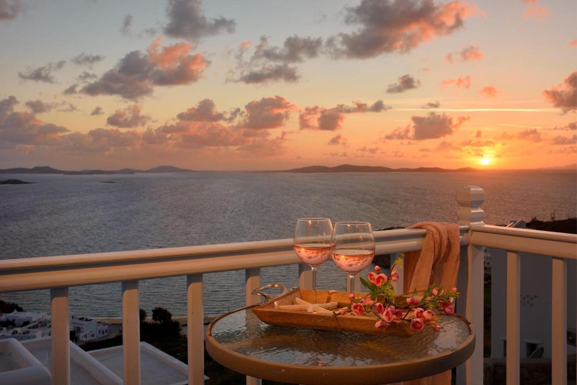 Amelie Suites Mykonos อายิโอส สเตฟาโนส ภายนอก รูปภาพ